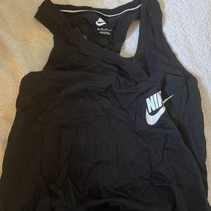 Nike tank